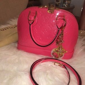 This beauty is coming!!! Alma B.B. rose litchi